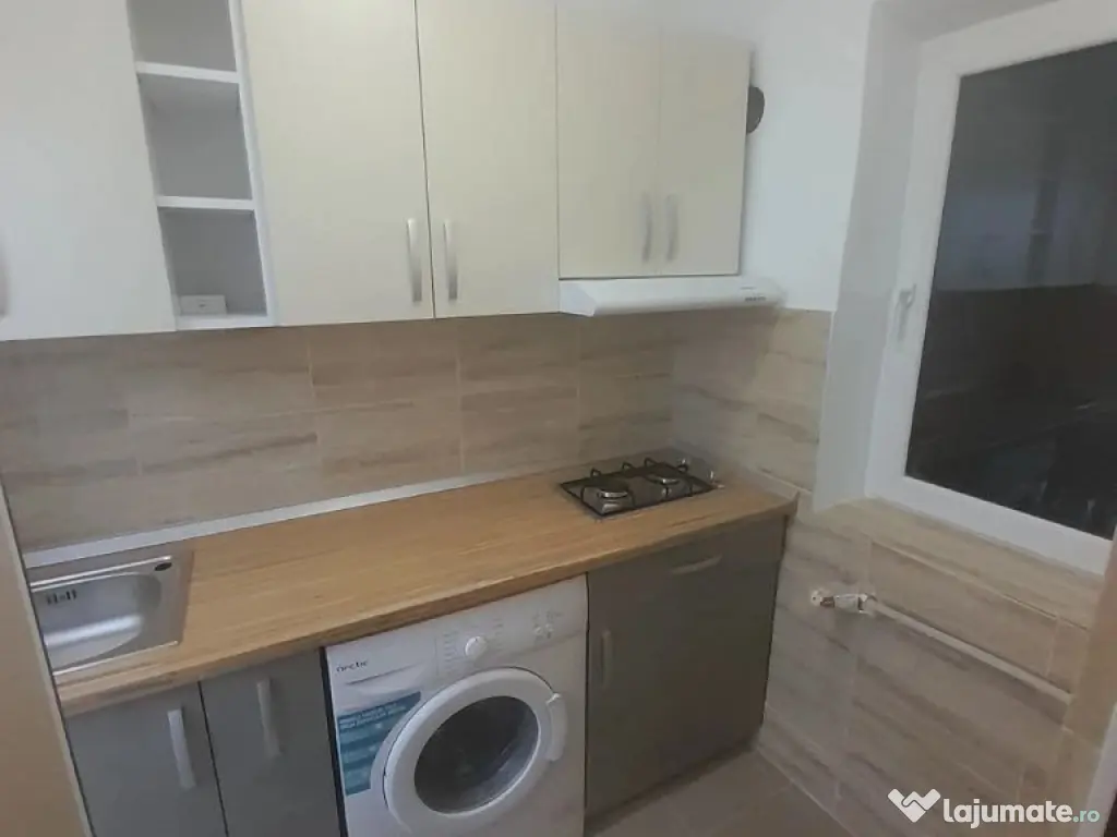 1 camera in zona Dambovita