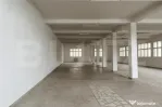 Spațiu Comercial de 300 mp – Vizibilitate Excelentă și