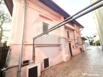 Casa de vanzare pretabila locuinta sau afacere | 13 Septe...