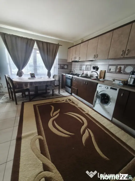 Casa individuala 5 camere, 370 mp teren, Radauti