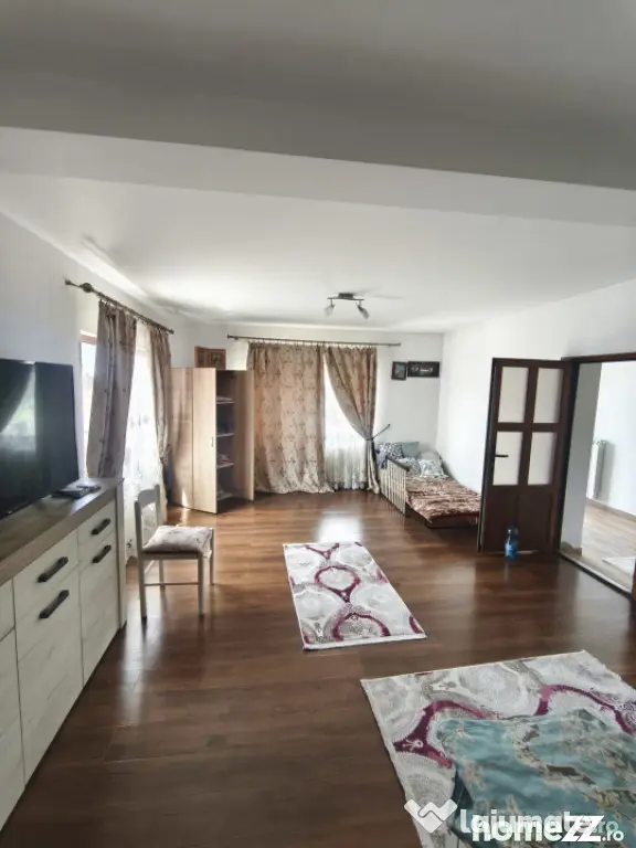 Casa individuala 5 camere, 370 mp teren, Radauti