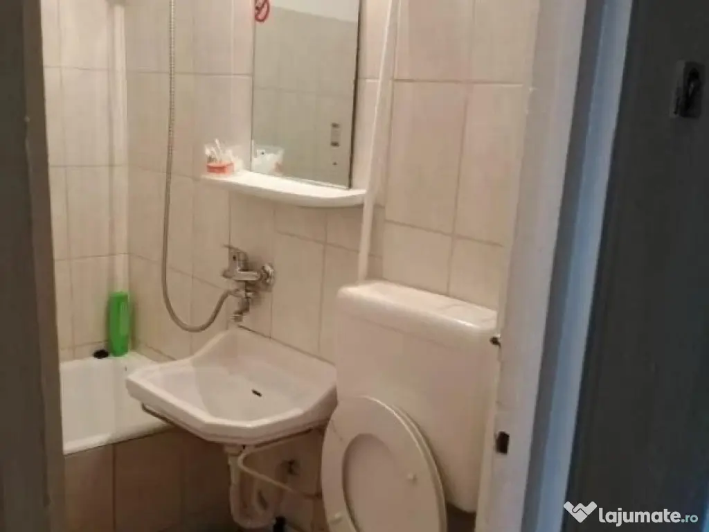 1 camera in zona Gheorghe Lazar