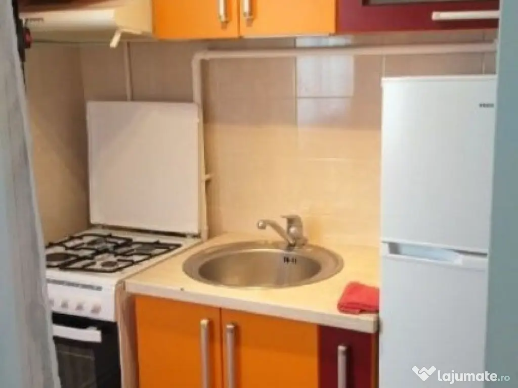 1 camera in zona Gheorghe Lazar