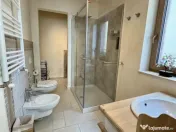 Casa de 4 camere , zona Tractorul 