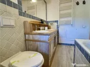 Casa de 4 camere , zona Tractorul 