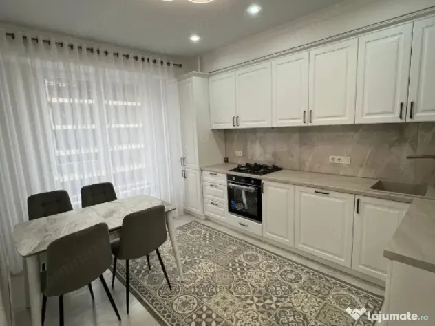 2 camere in zona Soarelui
