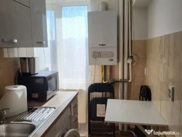 2 camere in zona Medicinei