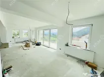 Casa individuala in Cisnadioara cu 4 camere 2 bai terasa ter