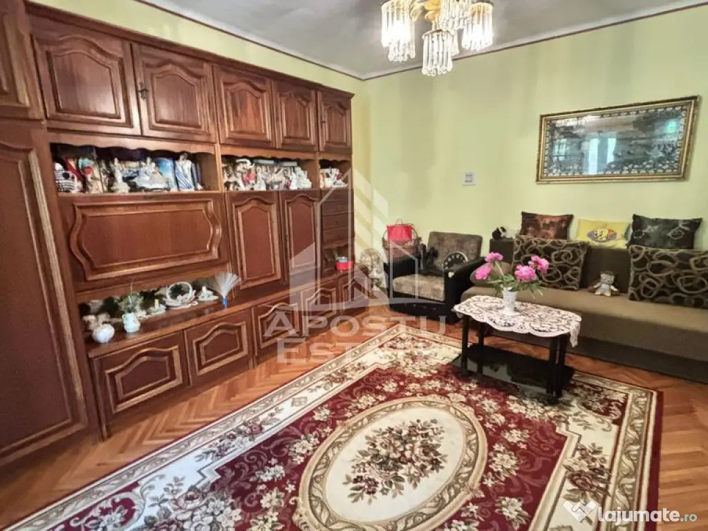 Casa spatioasa, teren 1348 mp, Giarmata - Giarmata (Timis)