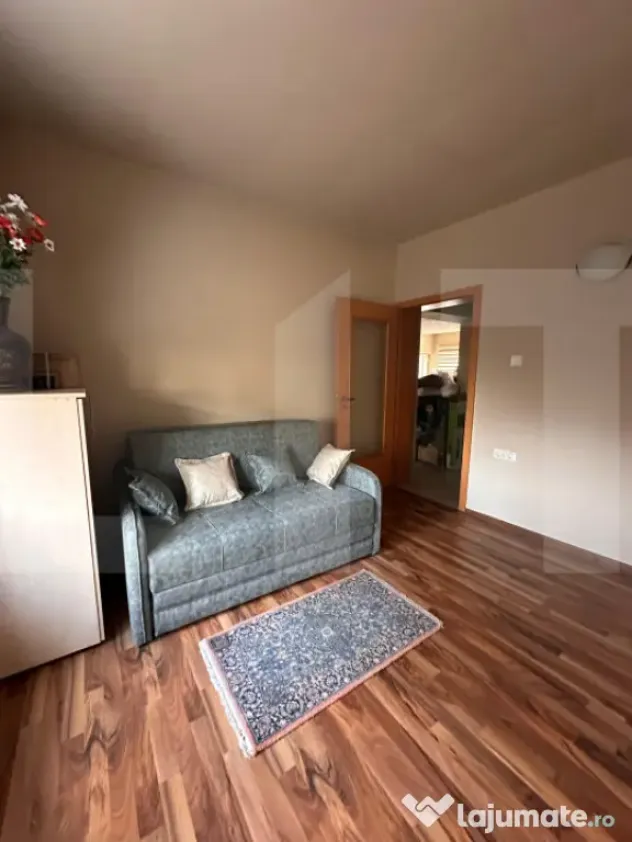 Casă spațioasă, de vanzare, cu 4 camere, 120 mp, zona Sel