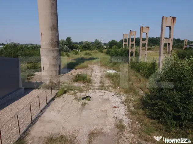 Teren intravilan, de vanzare, 28.760 mp, zona industrială T