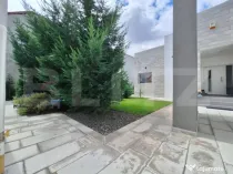 Vila de lux, mobilata, utilata, teren superb 1150 mp, piscin