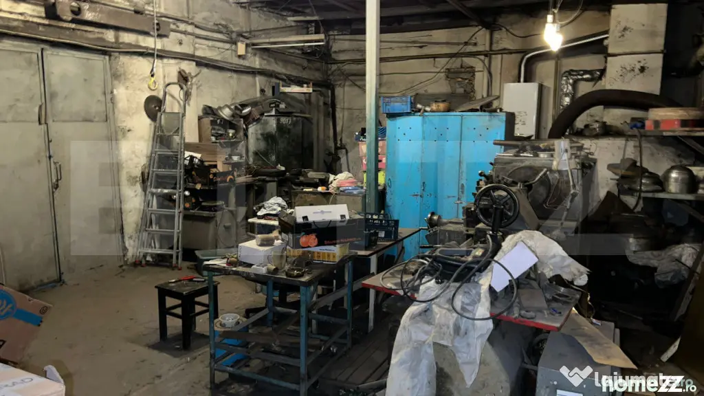 Spatiu Industrial de inchiriat, 350 mp, zona Dambul Rotund
