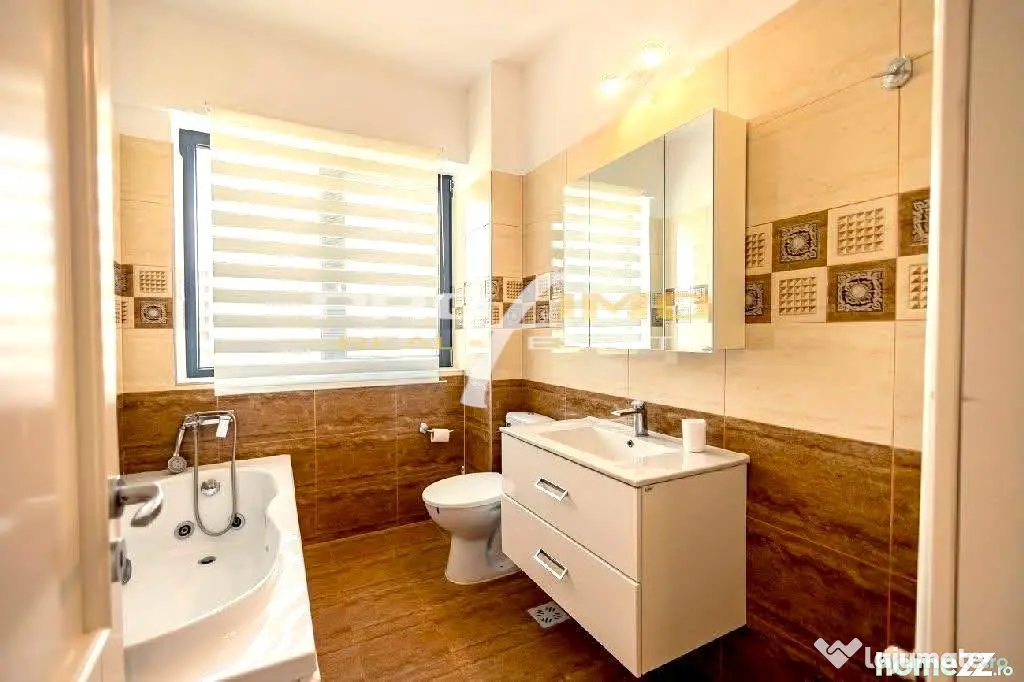 Statiunea Mamaia - Apartament 2 camere Cu vedere partiala la