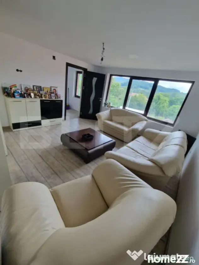 Casă 80% finalizată, 207 mp, teren 2.360 mp — zonă mont