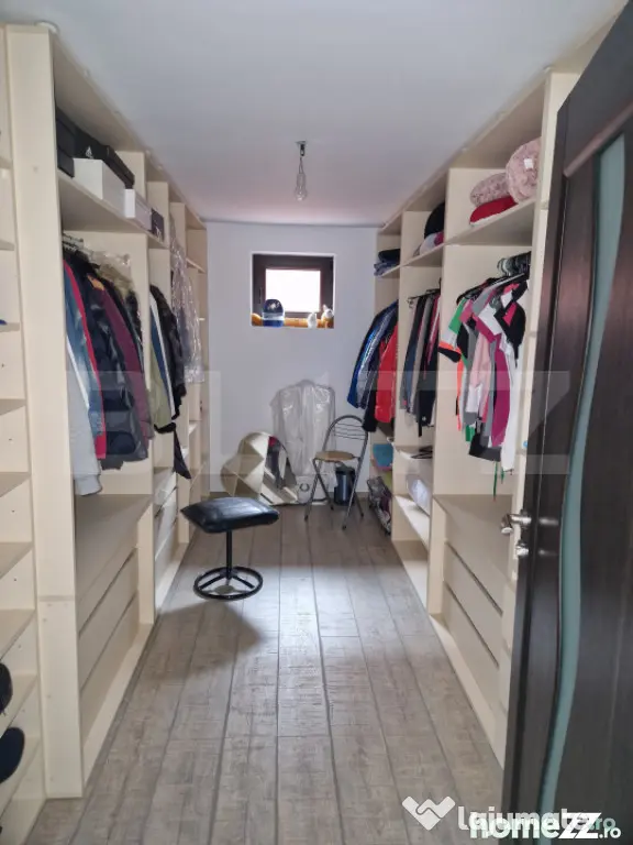 Casă 80% finalizată, 207 mp, teren 2.360 mp — zonă mont