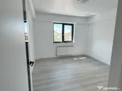 BLOC 5 SI 6 FERMELOR-boxa cadou sau esalonarea platii pe un an! 