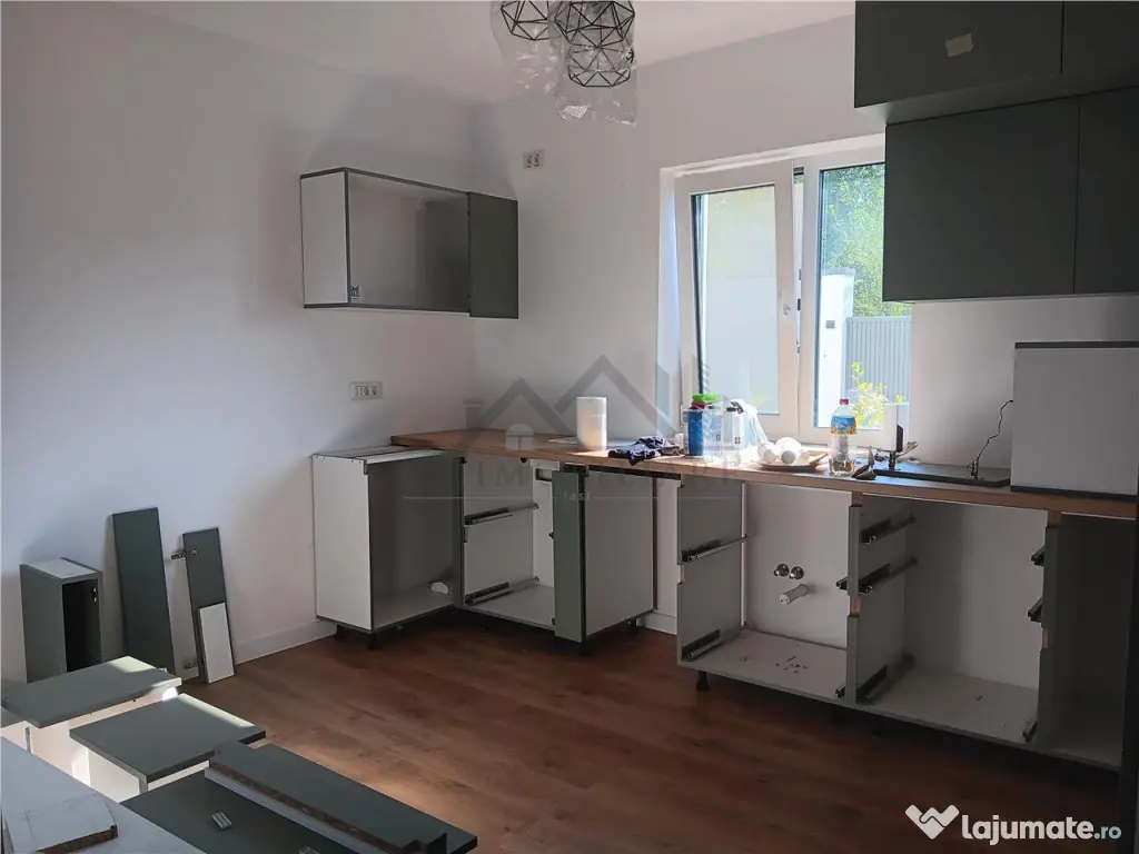 Barnova VILA LUX in spatele Primariei zona exclusivista cu p