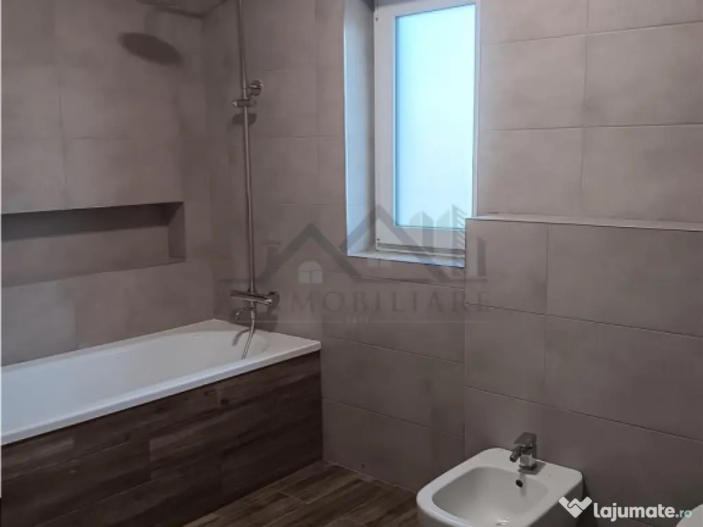 Barnova VILA LUX in spatele Primariei zona exclusivista cu p