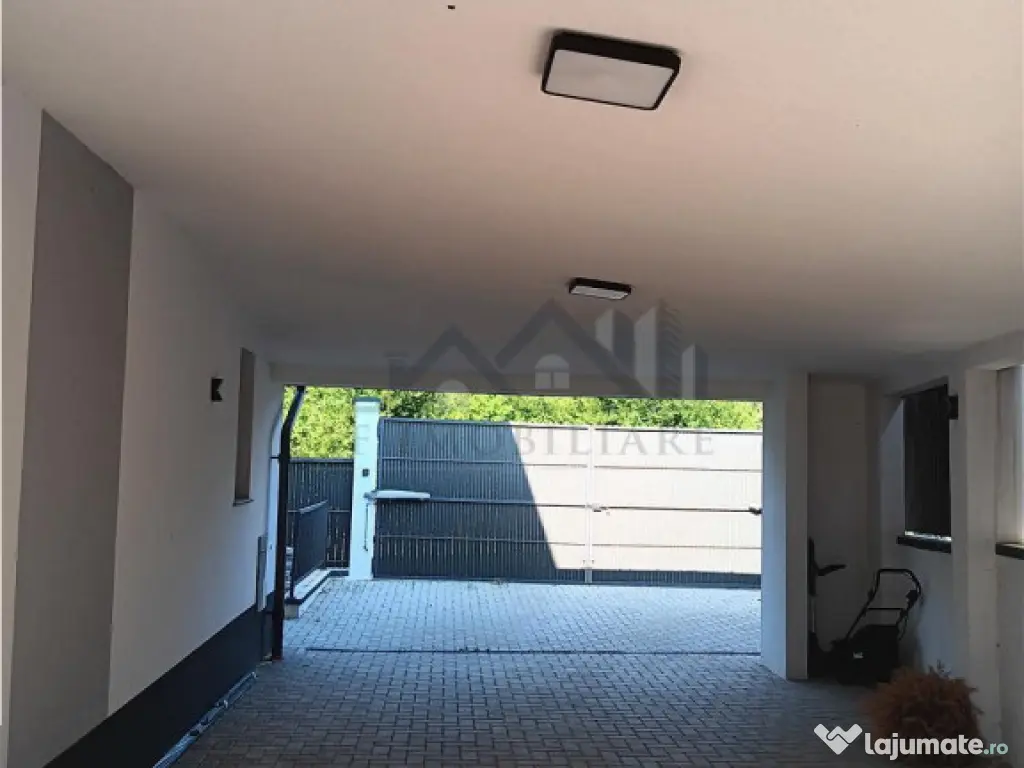 Barnova VILA LUX in spatele Primariei zona exclusivista cu p