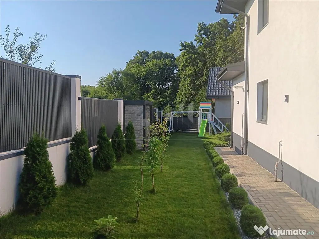 Barnova VILA LUX in spatele Primariei zona exclusivista cu p