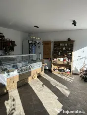 Spațiu comercial 30 mp, în Piața Agroalimentară, Cova... 