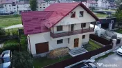 Casă / Vilă cu 5 camere de vânzare în zona Central Gu... 