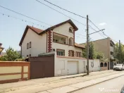 Vila 1 Mai- Chibrit-pentru doua familii 