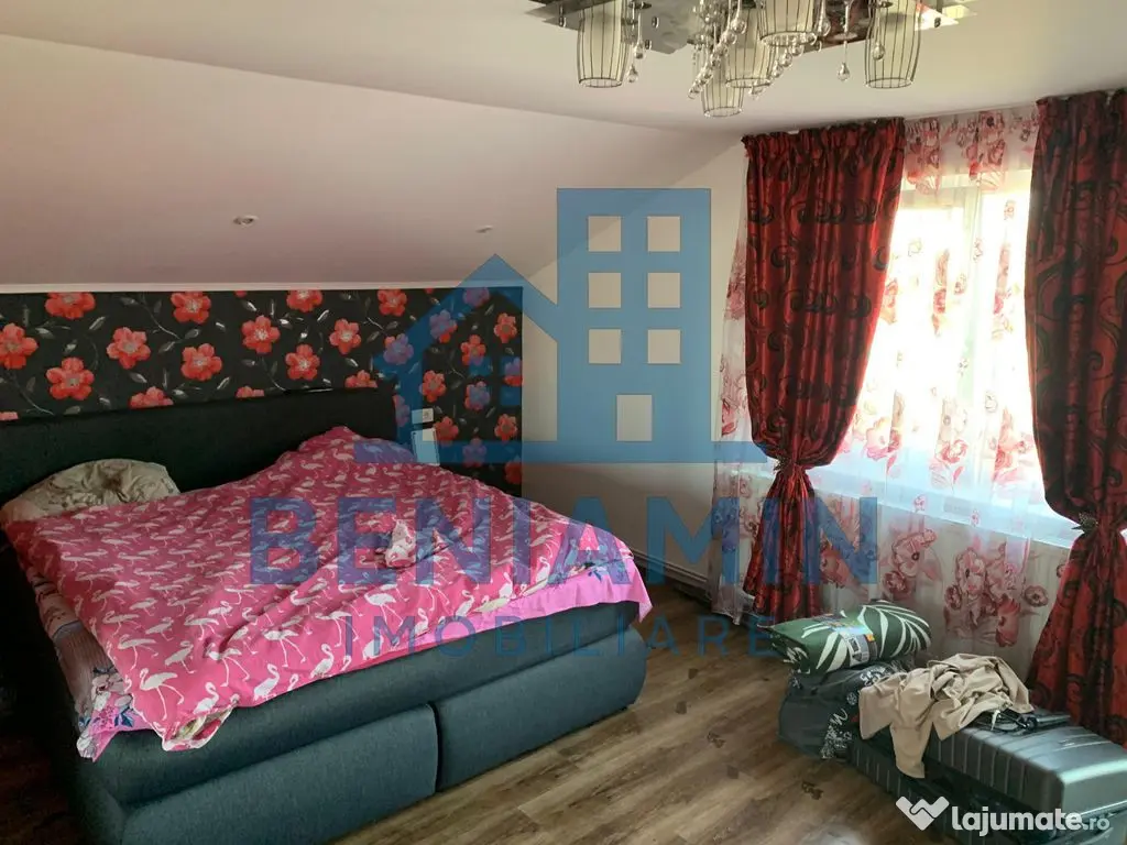 Casă spațioasă P+M de vânzare cartier Bordei