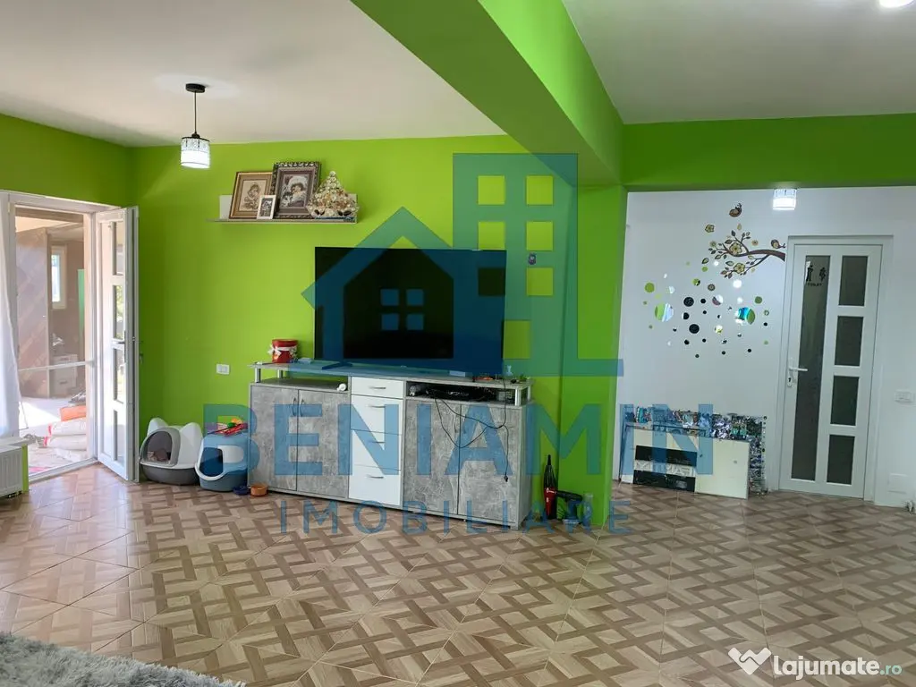 Casă spațioasă P+M de vânzare cartier Bordei