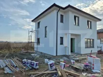 Casa etaj, 120 mp utili, 320 mp teren, zona Burdujeni