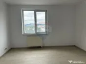 Apartament cu 4 camere de vânzare în zona Calea Romanului 