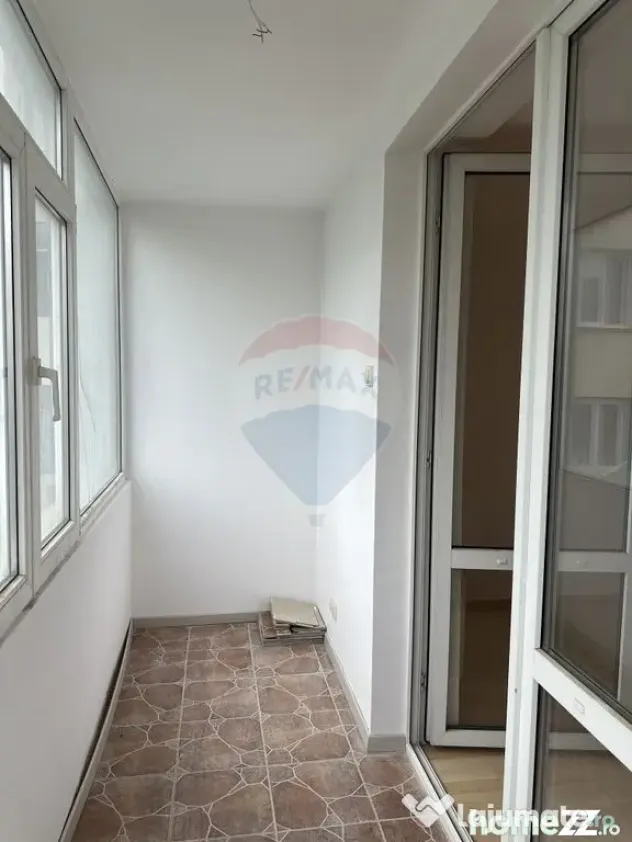 Apartament cu 4 camere de vânzare în zona Calea Romanului