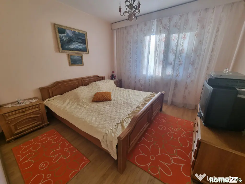 Tic Tac, Universitate, 3 camere mobilate - Bacau (Bacau)