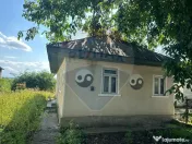 Teren intravilan 3.765 mp cu casă – Bodești de Jos 