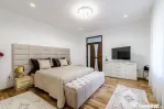 Rezervat Proprietate de vis cu teren 2880 mp și facilit?...