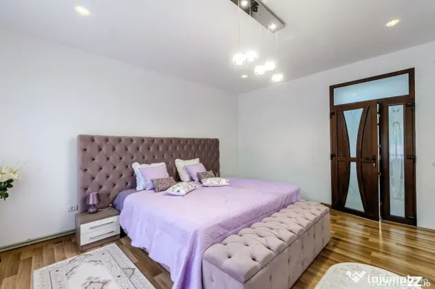 Rezervat Proprietate de vis cu teren 2880 mp și facilit?...