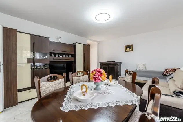 Rezervat Proprietate de vis cu teren 2880 mp și facilit?...