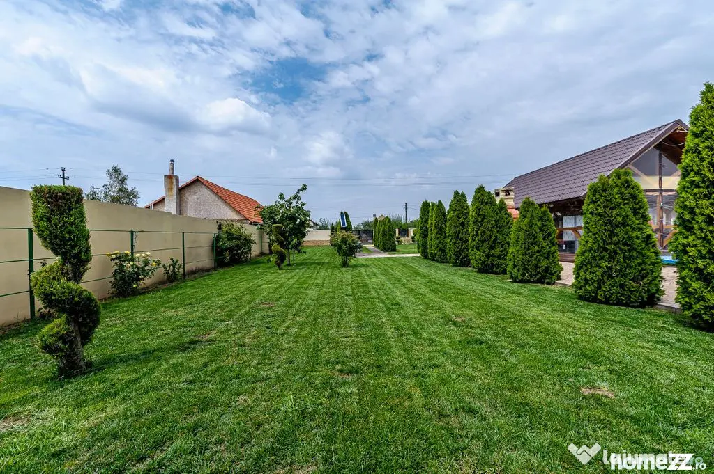 Rezervat Proprietate de vis cu teren 2880 mp și facilit?...