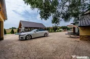 Rezervat Proprietate de vis cu teren 2880 mp și facilit?... 