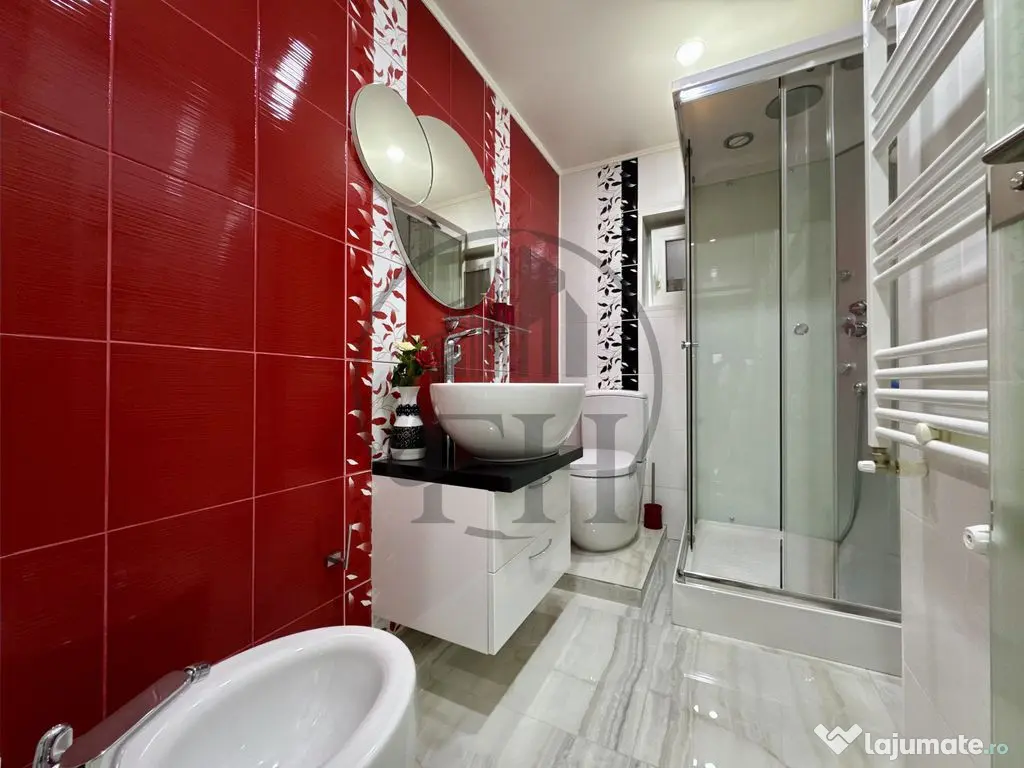 Apartament 4 camere de vanzare Agigea, Constanta