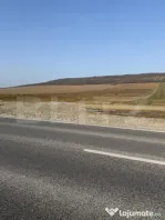 Teren intravilan, 3200 mp la DN 85, la ieșirea din Suceava