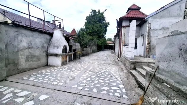 Casa individuala, 110 mp utili, 600mp teren, situata in Damb