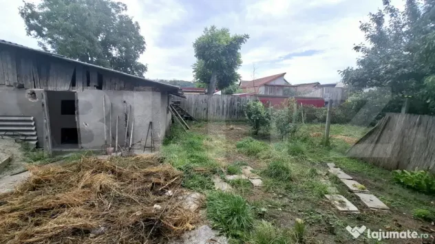 Casa individuala, 110 mp utili, 600mp teren, situata in Damb
