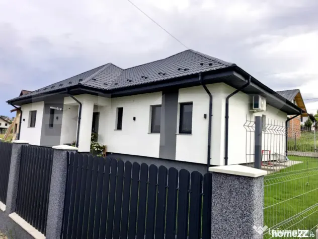 Casa plan parter in Cornesti - Miroslava