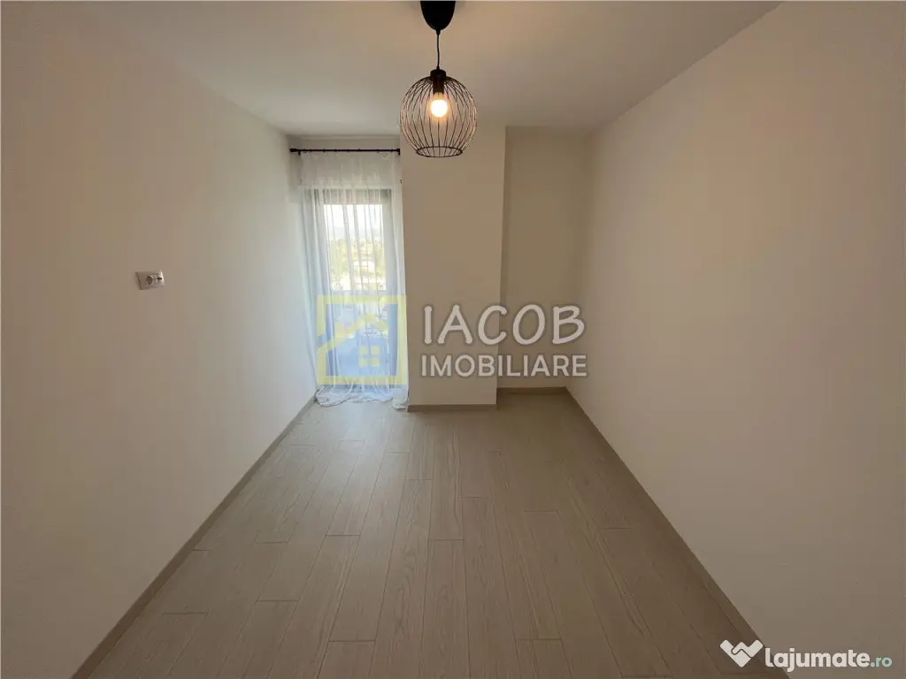 Apartament 3 camere, Str. Vadul Bistritei, Bacau
