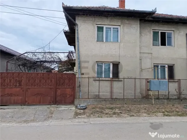 RECO CASA CU ETAJ IN MARGHITA