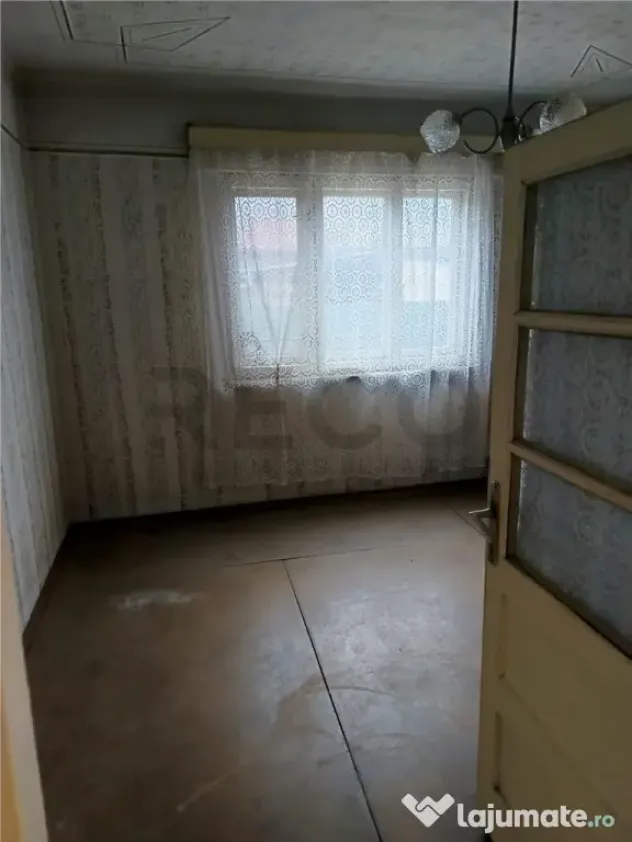 RECO CASA CU ETAJ IN MARGHITA