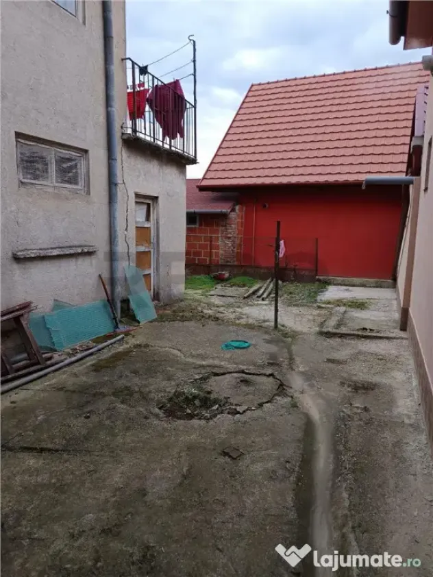 RECO CASA CU ETAJ IN MARGHITA