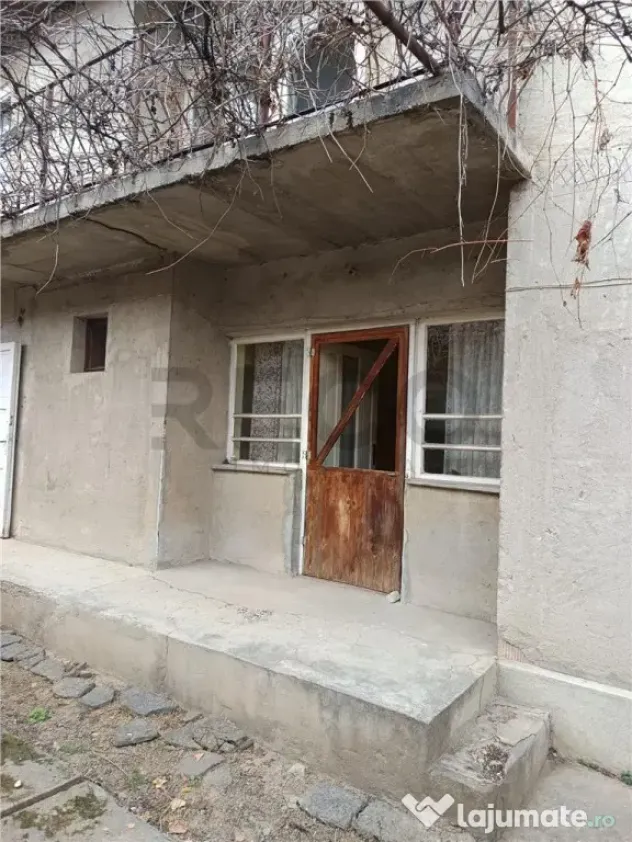 RECO CASA CU ETAJ IN MARGHITA